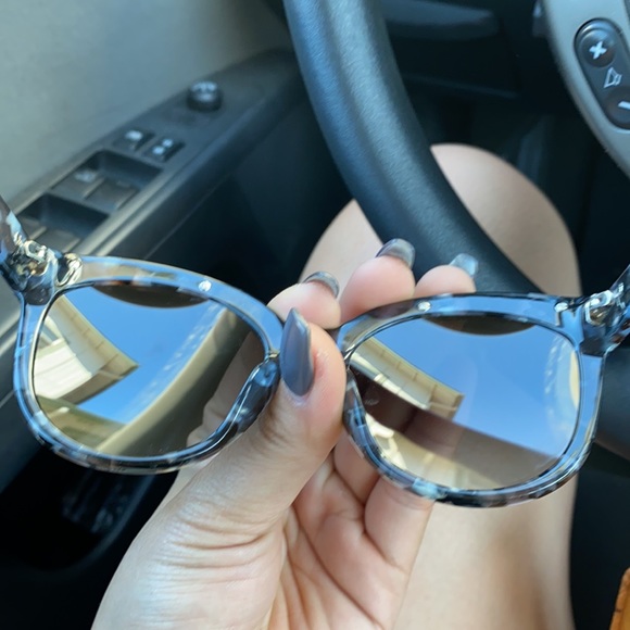 MCM 55mm cat eye sunglasses - Picture 11 of 11